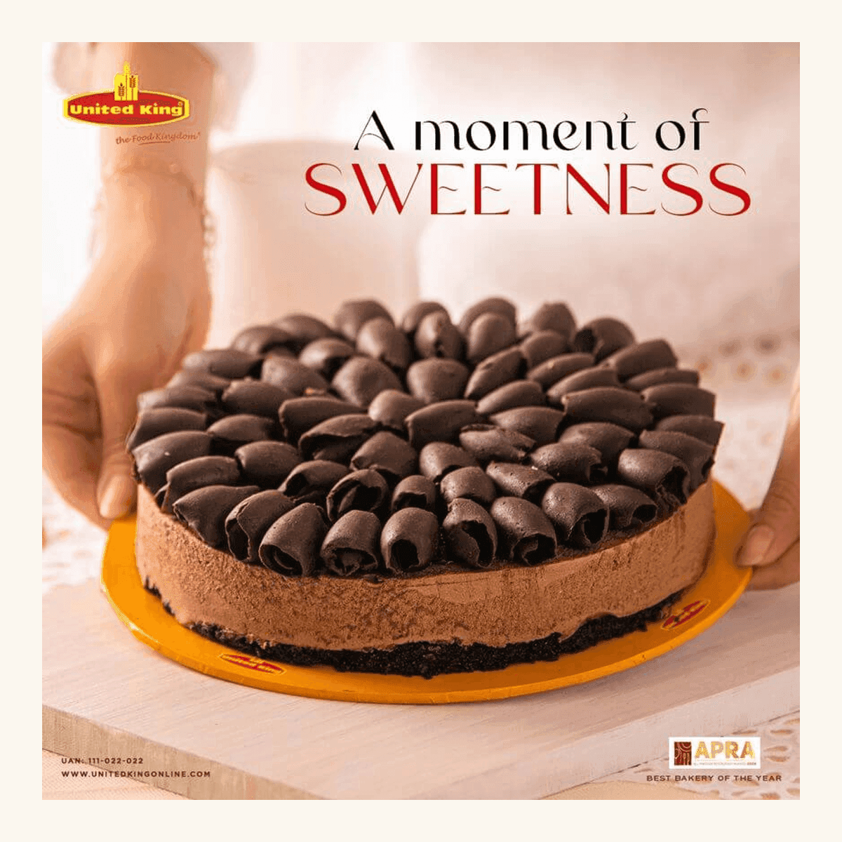 United King Pineapple Cake